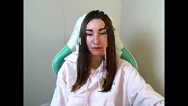 cammila horn online show from March 3, 2026, 6:20 am