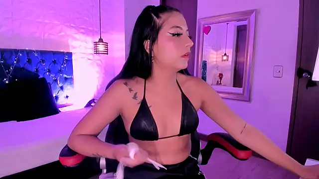 camila dl online show from January 9, 2026, 10:49 pm