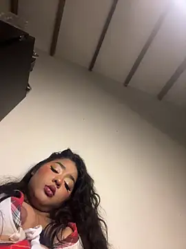 Isabella Belmont online show from February 6, 2026, 8:32 am