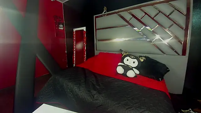 Snapshot of Mia_Miller001 chatting on February 19, 2026, 7:22 pm Mia Miller001 online show from February 19, 2026, 7:22 pm