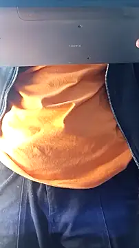 Snapshot of saray_reesee chatting on February 5, 2026, 8:04 pm saray reesee online show from February 5, 2026, 8:04 pm