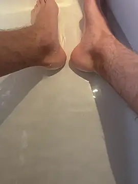 Snapshot of hot-young-guy chatting on January 7, 2026, 9:03 am hot-young-guy online show from January 7, 2026, 9:03 am