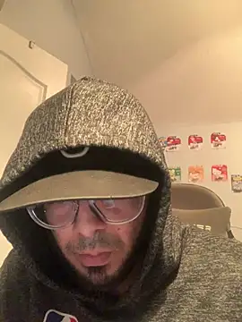 Snapshot of PRBoricua787 chatting on July 8, 2026, 10:21 pm PRBoricua787 online show from July 8, 2026, 10:21 pm