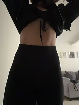 TaylorrHill online show from March 3, 2026, 6:04 pm