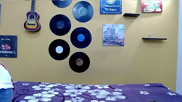 marcelasweet457 online show from March 2, 2026, 1:07 pm