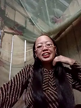 Agnes-baby online show from April 11, 2026, 10:35 pm