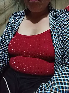 Snapshot of Agnes-baby chatting on June 9, 2026, 2:51 pm Agnes-baby online show from June 9, 2026, 2:51 pm