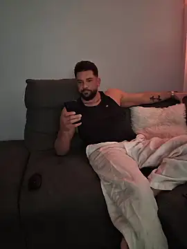 Angelo 33 online show from January 11, 2026, 2:13 pm