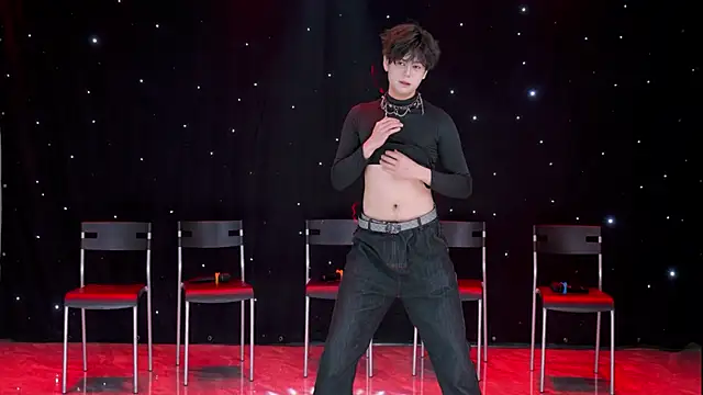 jmcm001 online show from February 4, 2026, 12:11 pm