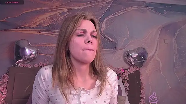 ScarletMarney online show from February 16, 2026, 3:05 am