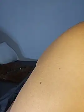 Snapshot of Sultrydiva1 chatting on February 17, 2026, 8:44 am Sultrydiva1 online show from February 17, 2026, 8:44 am