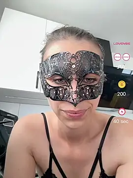 Snapshot of Ina-Immergeil chatting on June 21, 2026, 8:20 am Ina-Immergeil online show from June 21, 2026, 8:20 am
