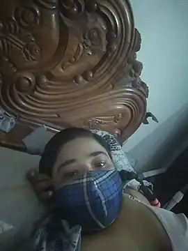 momo loves online show from February 15, 2026, 3:33 pm