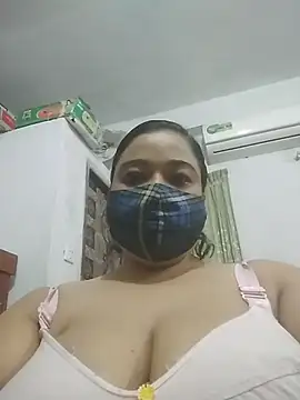 momo loves online show from February 26, 2026, 5:46 pm