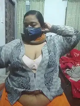 momo loves online show from February 3, 2026, 6:13 pm