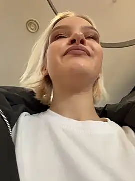 AshleyMur online show from February 2, 2026, 5:06 am