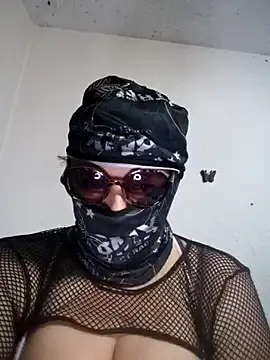 Masked Muse online show from April 3, 2026, 4:30 am