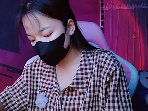 -Tamy- online show from March 22, 2026, 1:23 pm