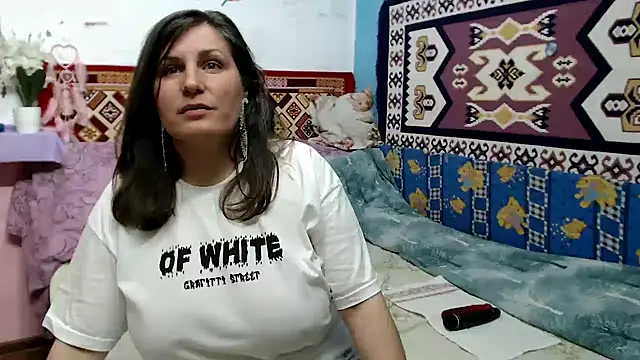 Adelinemilf online show from March 14, 2026, 2:34 pm