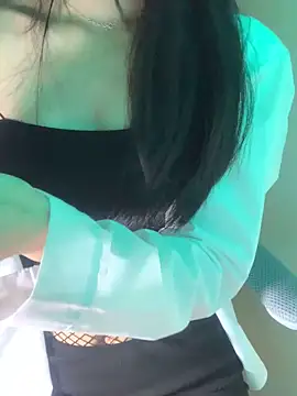 Snapshot of Rinrin_06 chatting on January 18, 2026, 5:11 am Rinrin 06 online show from January 18, 2026, 5:11 am