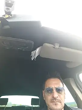 colosone online show from November 1, 2025, 7:46 am