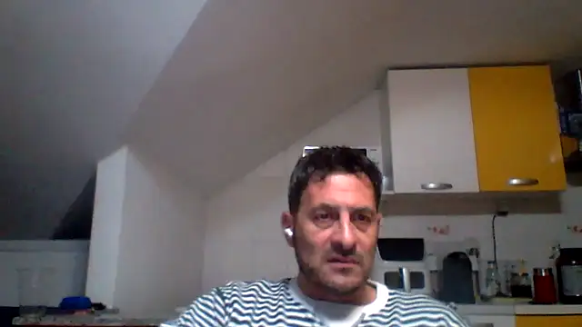 colosone online show from November 2, 2025, 7:41 pm