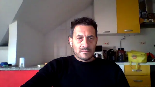 Snapshot of colosone chatting on October 23, 2025, 8:02 am colosone online show from October 23, 2025, 8:02 am