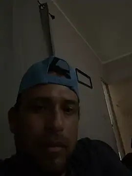Eduardo280519 online show from June 28, 2026, 2:51 am