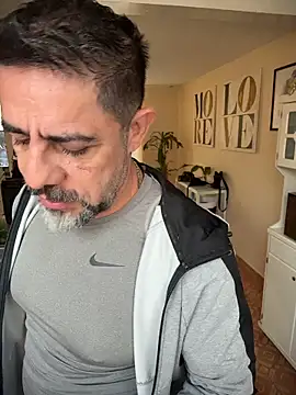 wolfbucker online show from March 18, 2026, 2:19 pm