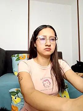 Snapshot of Sun_pussyhard chatting on February 28, 2026, 10:04 am Sun pussyhard online show from February 28, 2026, 10:04 am