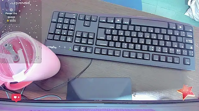 emilywilliis online show from February 25, 2026, 11:54 am