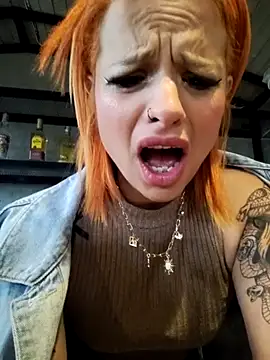 Cataleya 16 online show from April 16, 2026, 9:39 pm