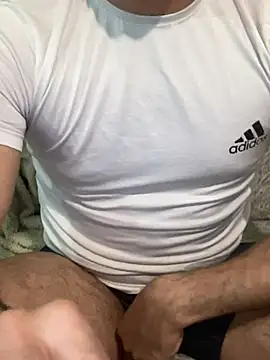 Snapshot of comings33 chatting on February 19, 2026, 11:34 pm comings33 online show from February 19, 2026, 11:34 pm