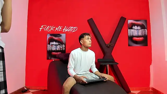 Snapshot of AVENGER_BOYS2026 chatting on February 17, 2026, 1:14 am AVENGER BOYS2026 online show from February 17, 2026, 1:14 am