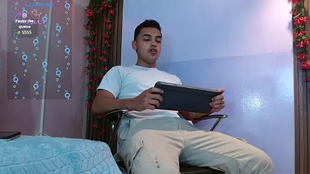 studentdeivy  online show from February 11, 2026, 10:04 am