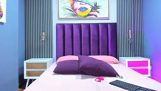 Thecrazyadams  online show from April 9, 2026, 2:35 am