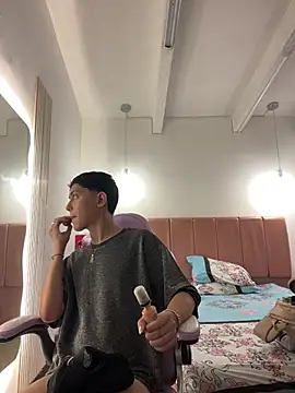 Snapshot of Iamcami_ chatting on February 26, 2026, 6:52 pm Iamcami online show from February 26, 2026, 6:52 pm