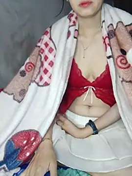 Snapshot of -Nicole-e chatting on January 11, 2026, 11:55 pm -Nicole-e online show from January 11, 2026, 11:55 pm