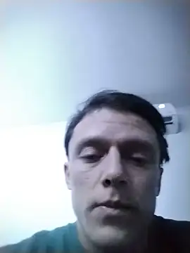 RAFAELQUINTEROSCAVALHEI online show from July 6, 2026, 9:39 pm