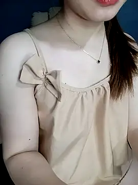 Snapshot of ChanChanLy chatting on February 18, 2026, 4:32 am ChanChanLy online show from February 18, 2026, 4:32 am