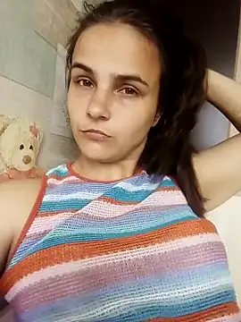 Jenevaonlovexq online show from June 24, 2026, 9:41 am