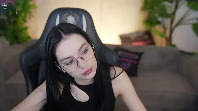 Mila Rose054 online show from February 28, 2026, 8:25 am