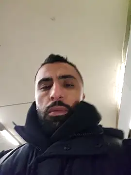 Snapshot of Moh_197 chatting on February 9, 2026, 11:25 pm Moh 197 online show from February 9, 2026, 11:25 pm