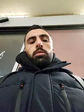 Snapshot of Moh_197 chatting on February 10, 2026, 11:26 pm Moh 197 online show from February 10, 2026, 11:26 pm