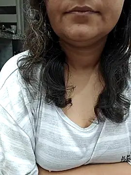 piryasharma005 online show from March 12, 2026, 1:26 pm