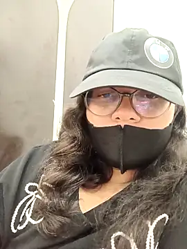 Snapshot of piryasharma005 chatting on February 16, 2026, 5:11 pm piryasharma005 online show from February 16, 2026, 5:11 pm