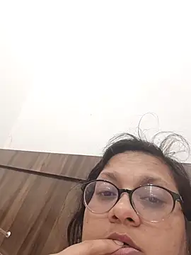 Snapshot of piryasharma005 chatting on February 28, 2026, 12:16 pm piryasharma005 online show from February 28, 2026, 12:16 pm