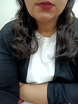 Snapshot of piryasharma005 chatting on February 1, 2026, 5:11 pm piryasharma005 online show from February 1, 2026, 5:11 pm