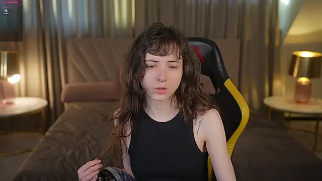 Orly flame online show from March 6, 2026, 3:29 pm