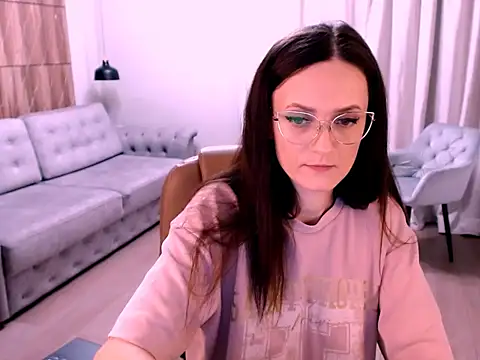 amazingYzza online show from February 2, 2026, 1:43 pm